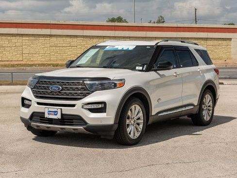 Certified 2023 Ford Explorer King Ranch w/ Technology Package RWD image 4
