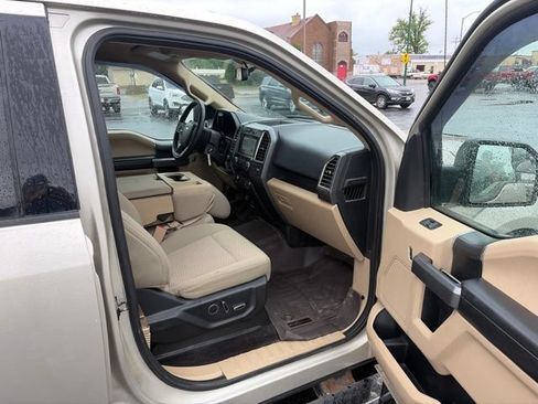 Used 2017 Ford F150 XLT w/ Equipment Group 302A Luxury AWD/4WD image 24