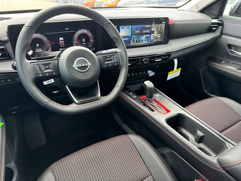 New 2025 Nissan Kicks SR w/ Interior Electronics Package image 21