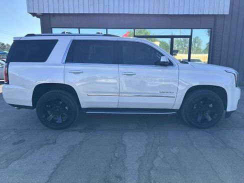 Used 2019 GMC Yukon Denali AWD/4WD image 3