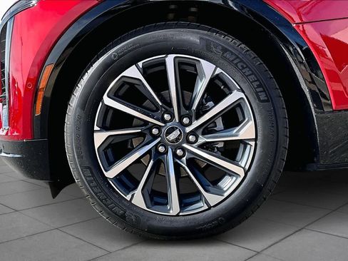 Used 2025 Cadillac Lyriq Sport image 10