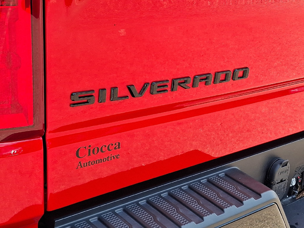 Used 2024 Chevrolet Silverado 1500 LT Trail Boss w/ LPO, Dark Essentials Package AWD/4WD image 30