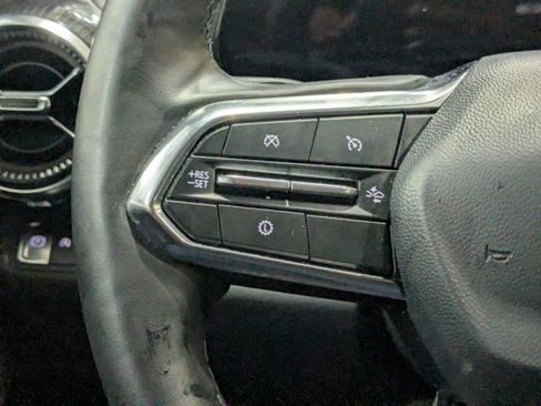 Used 2025 Chevrolet Equinox LT image 16