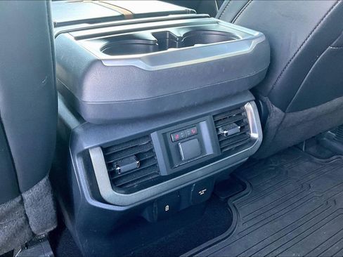 Used 2022 Ford F150 Platinum w/ Equipment Group 701A High AWD/4WD image 18