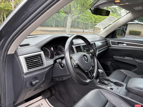 Used 2018 Volkswagen Atlas SE FWD image 9