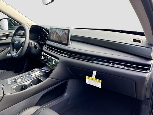 Certified 2026 INFINITI QX60 Luxe w/ Cargo Package FWD image 33