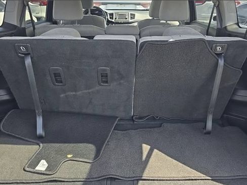 Used 2016 Honda Pilot LX image 5