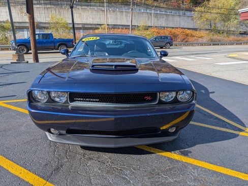 Used 2013 Dodge Challenger R/T Plus image 2