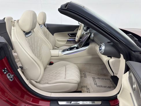 Used 2022 Mercedes-Benz SL 55 AMG 4MATIC image 13