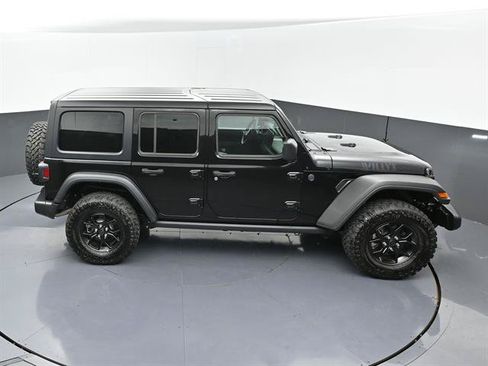 Used 2025 Jeep Wrangler Unlimited Sport AWD/4WD image 44