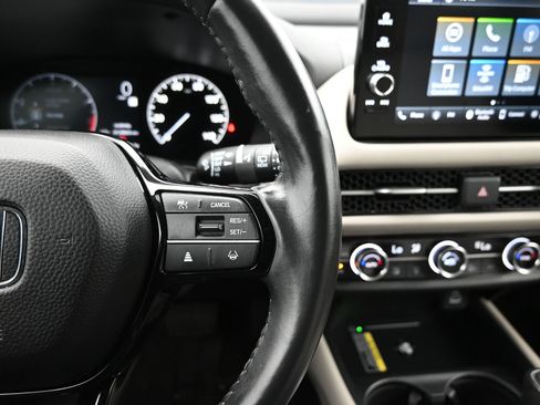 Used 2024 Honda HR-V EX-L image 15