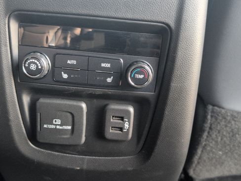 Used 2021 Buick Enclave Premium w/ Surround and Sites Package AWD/4WD image 29