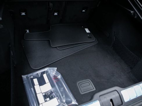 New 2025 Porsche Panamera 4 image 30