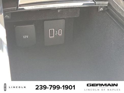 New 2025 Lincoln Corsair Premiere image 30