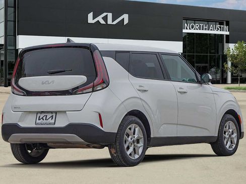 Certified 2024 Kia Soul LX w/ Option Group 015 image 6