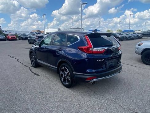 Used 2017 Honda CR-V Touring image 4