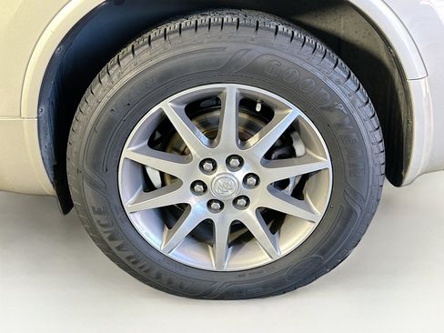 Used 2013 Buick Enclave Leather w/ Trailering Provision Package image 11