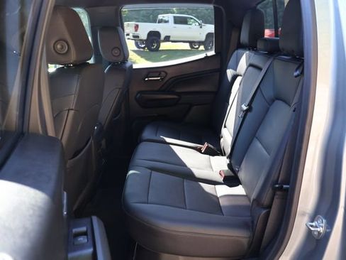Used 2024 Chevrolet Colorado LT w/ LT Convenience Package III AWD/4WD image 20