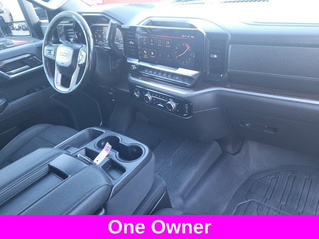 Used 2022 GMC Sierra 1500 Elevation w/ LPO, Elevation Black Package AWD/4WD image 2