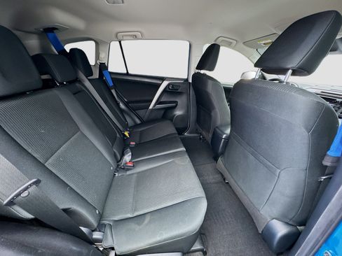 Used 2017 Toyota RAV4 LE w/ Carpet Mat Package FWD image 17