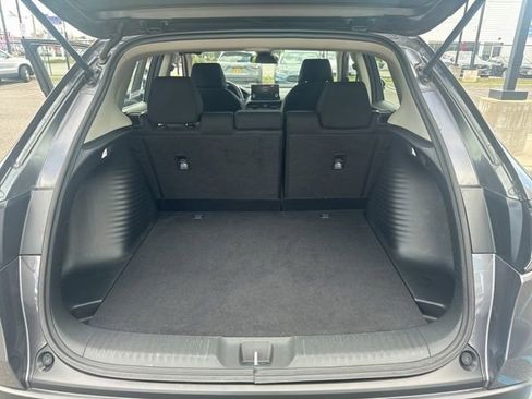 Used 2023 Honda HR-V LX image 12