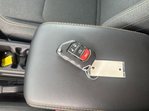 Used 2025 Jeep Wrangler Unlimited Sahara image 28