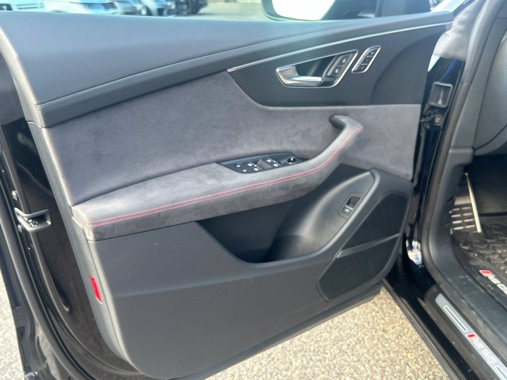 Used 2025 Audi RS Q8 performance AWD/4WD image 15