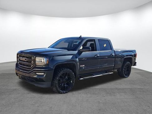 Used 2018 GMC Sierra 1500 SLT w/ All Terrain Package image 7