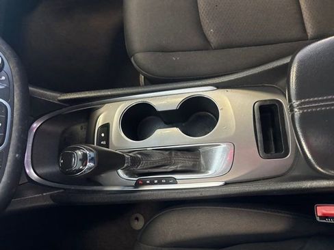 Used 2020 Chevrolet Malibu LT image 17