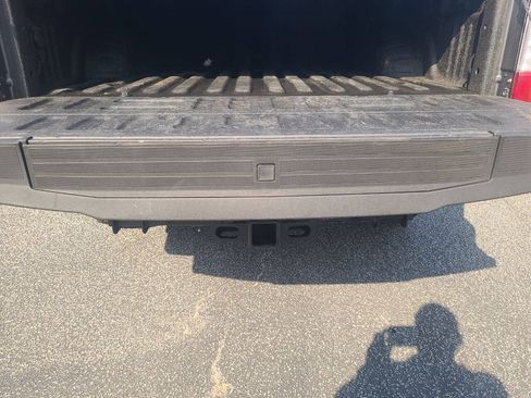 Used 2018 Ford F350 Lariat w/ Lariat Ultimate Package AWD/4WD image 31