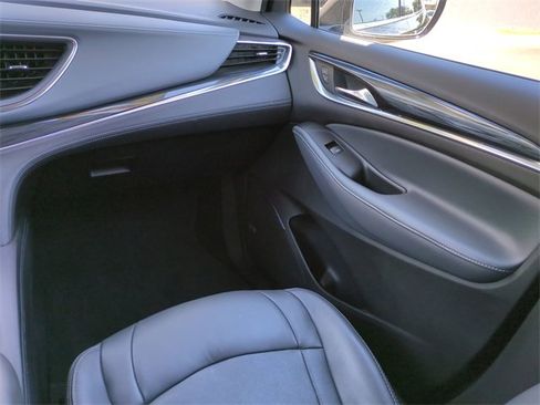 Used 2021 Buick Enclave Premium w/ Sun and Sites Package image 14