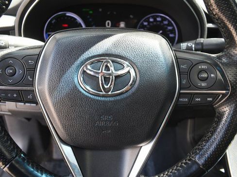 Used 2019 Toyota Avalon XSE FWD image 31