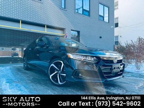 Used 2022 Honda Accord Sport image 3