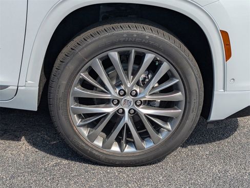 New 2026 Buick Enclave Avenir w/ Super Cruise Package image 14