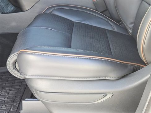 New 2025 Lincoln Aviator Black Label w/ Black Label Special Edition image 23