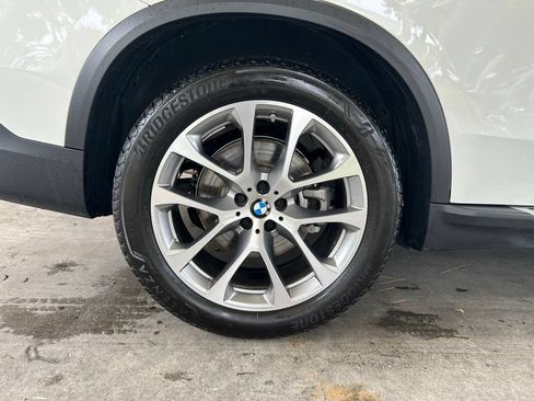 Used 2026 BMW X5 xDrive40i w/ Premium Package AWD/4WD image 22