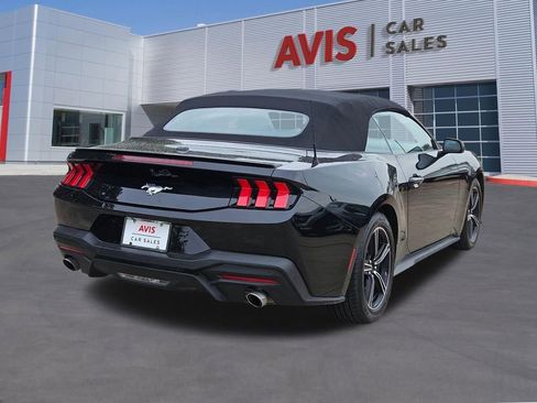 Used 2025 Ford Mustang Premium RWD image 6