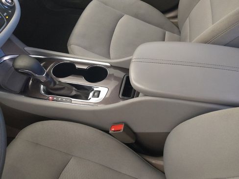 Used 2024 Chevrolet Malibu LT image 26