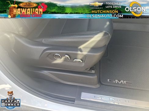 Certified 2025 GMC Yukon XL Denali image 42