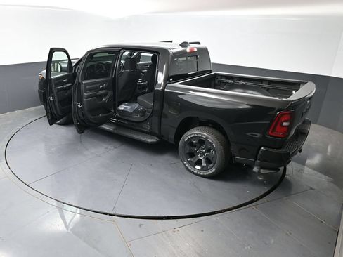 New 2026 RAM 1500 Express AWD/4WD image 48