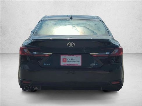 Certified 2025 Toyota Camry SE image 7