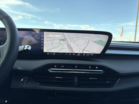 New 2026 Buick Enclave Sport Touring w/ Power Package image 28