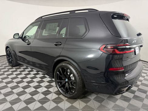 New 2027 BMW X7 xDrive40i w/ M Sport Package AWD/4WD image 5