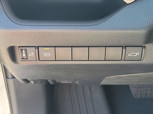 Used 2023 Toyota RAV4 XLE w/ Convenience Package FWD image 31