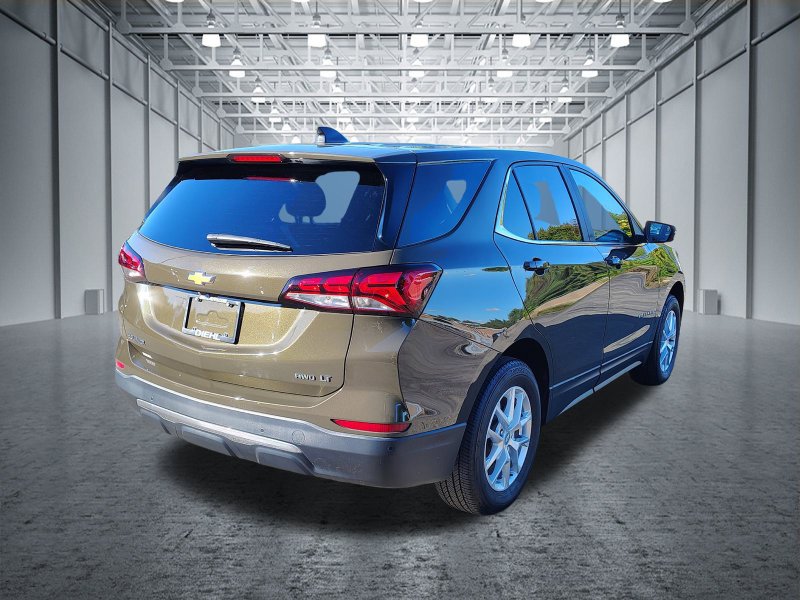 Used 2024 Chevrolet Equinox LT AWD/4WD image 7