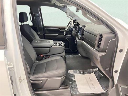 Used 2022 Chevrolet Silverado 1500 LT image 10