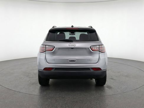 Used 2025 Jeep Compass Limited AWD/4WD image 7