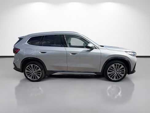New 2026 BMW X1 xDrive28i w/ Technology Package AWD/4WD image 2