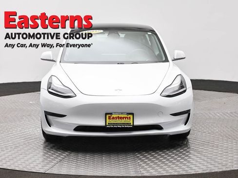 Used 2019 Tesla Model 3 Long Range AWD/4WD image 2