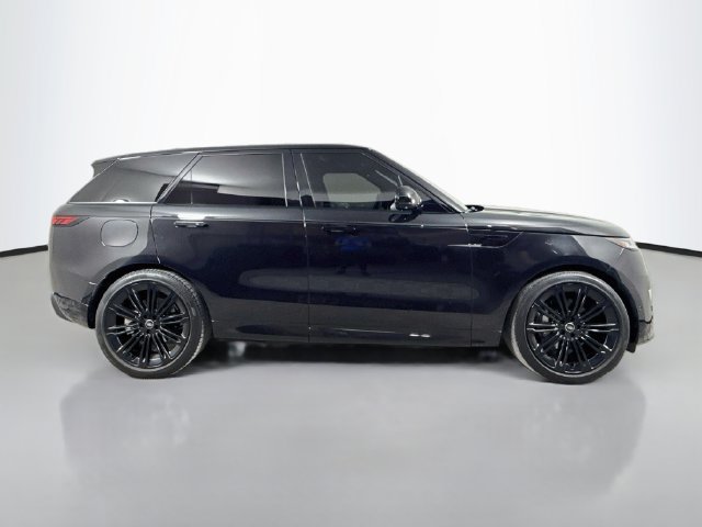 Certified 2025 Land Rover Range Rover Sport Dynamic SE AWD/4WD image 4